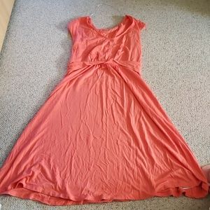 Size M Liz Lange Maternity Dress